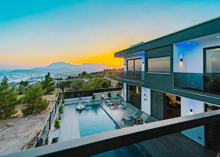 Watermoon Villa