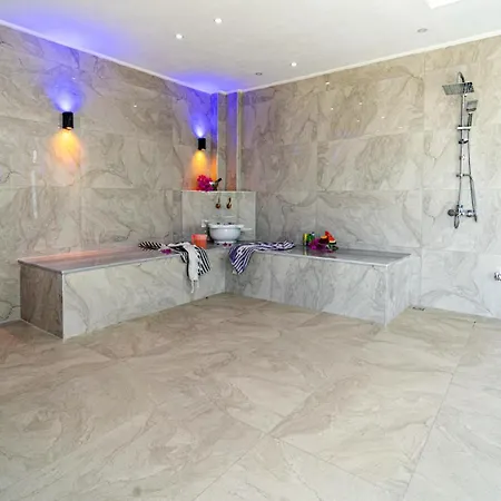 Villa Watermoon *