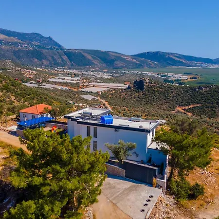 فيلة Watermoon Cavdir (Kas)