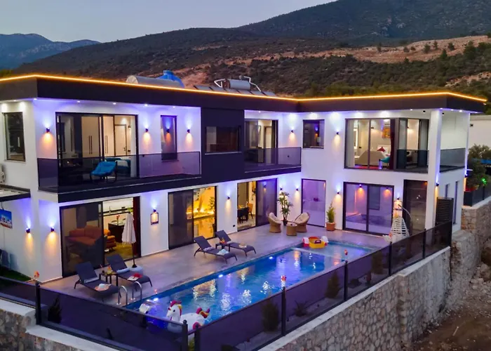 فيلة Watermoon Cavdir (Kas)